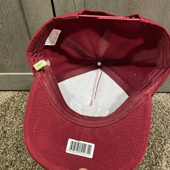 NWT SMCE Sin Marca, Con Estilo ball cap - Picture 2 of 2